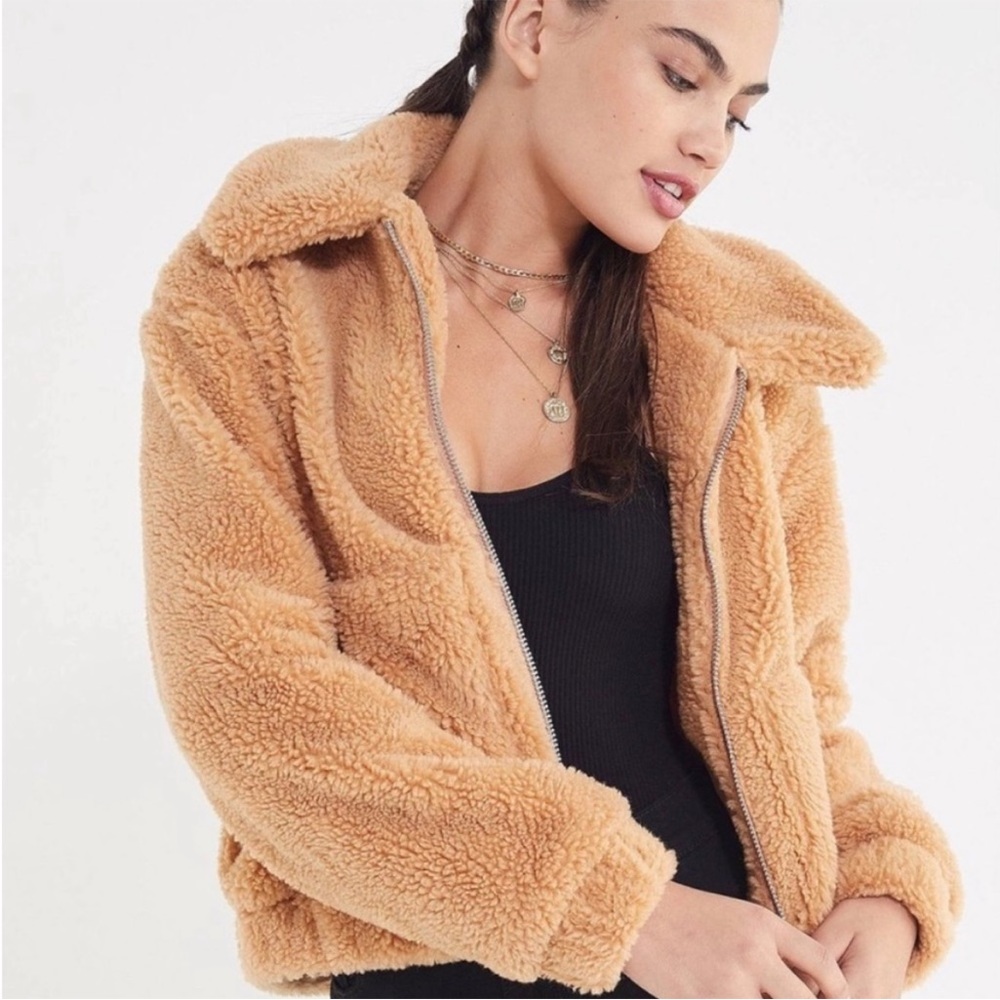 Urban Outfitters Bear Fleece Fiber Jacket Medium